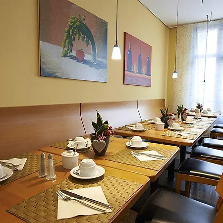 Ghotel & Living Muenchen-zentrum 3* Munich